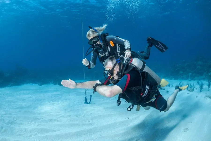 Underwater navigation training during a diving course in Hurghada